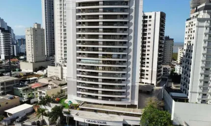 Apartamento mobiliado e pronto para morar: conforto, modernidade e estrutura completa para sua família!