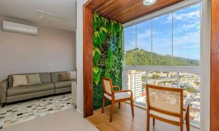 Belissimo Apartamento Mobiliado e Decorado - Centro - Itajaí - 03 Dormitorios