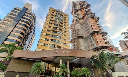 Apartamento com 2 quartos para alugar na Rua Lauro Muller, Fazenda, Itajaí