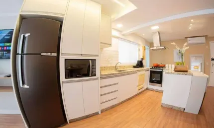 Apartamento com 2 quartos para alugar na Avenida Carlos Drumond de Andrade, Praia Brava, Itajaí