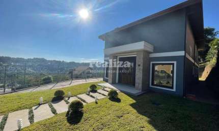CASA COM 3 QUARTOS EM GRAMADO , Vale das Colinas, Gramado - RS