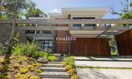 CASA COM 3 SUÍTES EM GRAMADO, Carniel, Gramado - RS