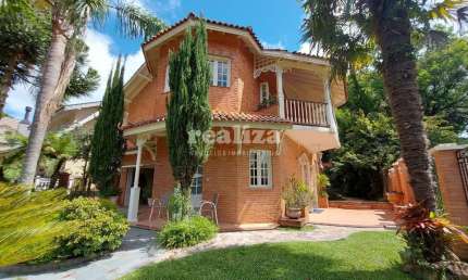 CASA COM 04 QUARTOS EM GRAMADO, Ipê Amarelo, Gramado - RS