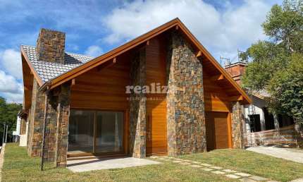 CASA NOVA 3 SUÍTES A VENDA EM GRAMADO, Vivendas do Arvoredo, Gramado - RS