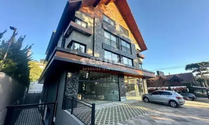 LOJA PRÒXIMO DA RUA COBERTA EM GRAMADO, Vila Suiça, Gramado - RS