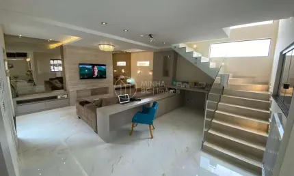 Casa com 3 quartos à venda na Rua Tarci Testoni dos Santos, 145, Centro, Camboriú