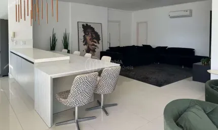 Apartamento com 4 quartos à venda na Rua 260, 287, Meia Praia, Itapema