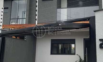Casa com 3 quartos à venda na Rua Rio Imarui, 297, Rio Pequeno, Camboriú