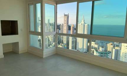 Apartamento com 3 quartos à venda na Rua 800, 144, Centro, Balneário Camboriú