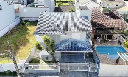 Casa com 3 quartos à venda na Rua Ildefonso Manoel Martins, 321, Barra, Balneário Camboriú