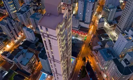 Apartamento com 4 quartos à venda na Rua 3100, 416, Centro, Balneário Camboriú