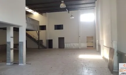 Barracão / Galpão / Depósito à venda na Rua Sueli Aparecida Costa, 937, Parque Nossa Senhora da Candelária, Itu por R$ 1.600.000