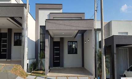LINDA CASA CASA COM 3 DORMITÓRIOS - CONDOMÍNIO JARDINS DO IMPÉRIO (VILA RICA)