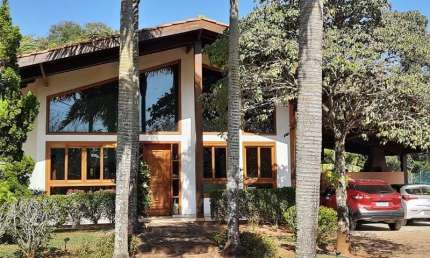 Casa em condomínio fechado com 3 quartos à venda na Rua dos Ipês, 85, Chácara Flora, Itu, 2015 m2 por R$ 1.600.000