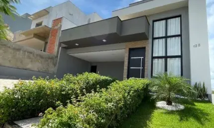 Casa em Condomínio de Luxo Garden Ville em Itu-SP, 3 quartos, 3 suítes, 174m², Jardim São José, Venda ou Locação.