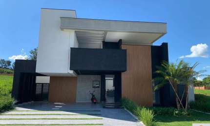 Casa de Alto Padrão no Alphaville Itu: 3 Quartos, 3 Suítes, 3 Salas, 5 Banheiros e 3 Vagas de Garagem! Venha Conhecer!