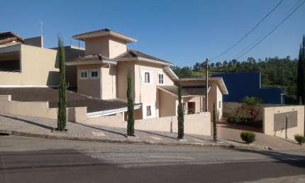 Linda Casa condomínio Portal da Primavera Campo Limpo Paulista