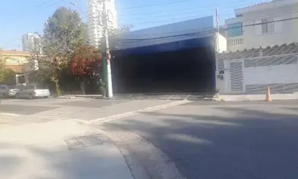 Salão Comercial de 250m² para locação em Santa Teresinha, São Paulo-SP: o espaço perfeito para o seu negócio! Aluguel R$ 10 Mil