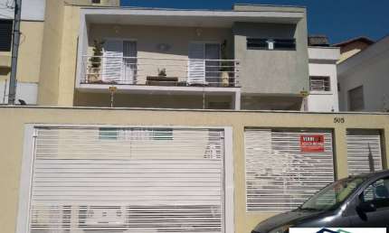 Lindo sobrado no Bairro Santa Terezinha, entrar e morar.