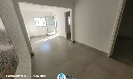 Casa com 2 quartos para alugar na Rua Santa Cecília, 18, Chácaras Rio-Petrópolis, Duque de Caxias
