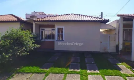 Casa com 3 dormitórios para alugar, 60 m² por R$ 2.680,81/mês - Jardim Residencial Villa Amato - Sorocaba/SP