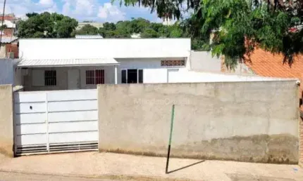 Casa com 3 dormitórios à venda, 72 m² por R$ 300.000,00 - Jardim Itapemirim - Sorocaba/SP