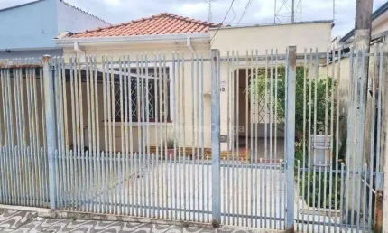 Casa com 3 Quartos, Venda - Vila Carvalho - Sorocaba