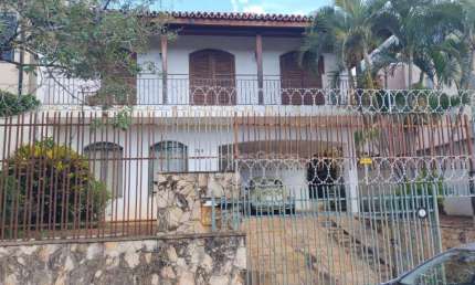 Casa com 3 dormitórios à venda, 299 m² por R$ 650.000,00 - Vila Trujillo - Sorocaba/SP