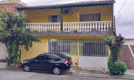 Casa com 3 dormitórios à venda, 168 m² por R$ 320.000,00 - Além Ponte - Sorocaba/SP