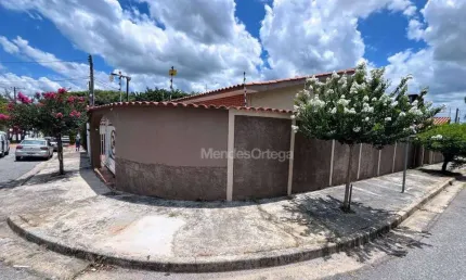 Casa com 3 dormitórios à venda, 141 m² por R$ 650.000,00 - Jardim Simus - Sorocaba/SP