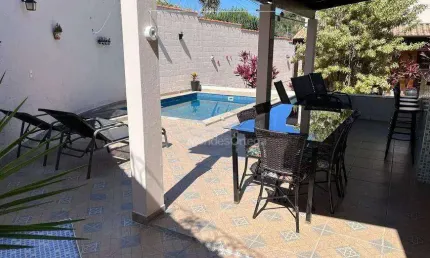 Casa com 3 dormitórios à venda, 239 m² por R$ 990.000,00 - Jardim Bandeirantes - Sorocaba/SP