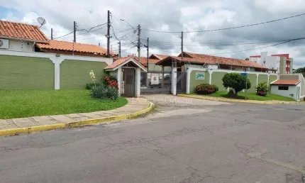 Casa com 2 dormitórios à venda, 104 m² por R$ 430.000,00 - Guaraú - Salto/SP