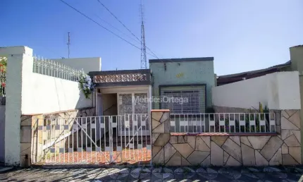 Casa com 2 dormitórios à venda, 114 m² por R$ 299.000,00 - Vila Hortência - Sorocaba/SP