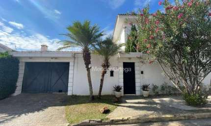 Casa com 3 dormitórios para alugar, 197 m² por R$ 6.779,39/mês - Jardim Pagliato - Sorocaba/SP