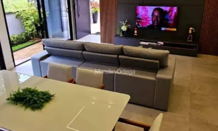 Casa com 3 quartos à venda, 160 m² por R$ 1.400.000 - Chácaras Manao - Mairinque/SP