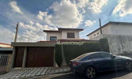 Casa com 3 dormitórios para alugar, 318 m² por R$ 7.724,00/mês - Santa Rosalia - Sorocaba/SP