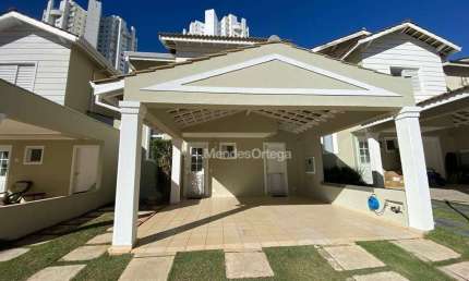 Casa com 3 dormitórios para alugar, 154 m² por R$ 7.227,00/mês - Parque Campolim - Parque Campolim - Sorocaba/SP