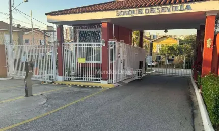 Casa com 2 dormitórios à venda, 145 m² por R$ 650.000 - Jardim Gutierres - Sorocaba/SP