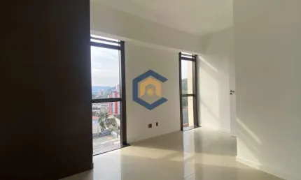 Excelente oportunidade de investimento em sala comercial à venda no bairro Centro, em Joinville/SC.