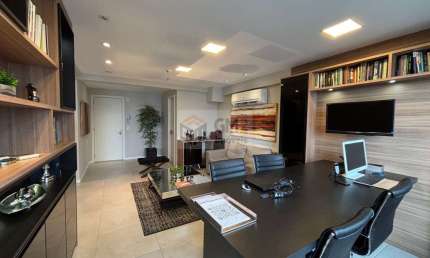 Casa comercial à venda na Avenida João Gualberto, 1342, Juvevê, Curitiba
