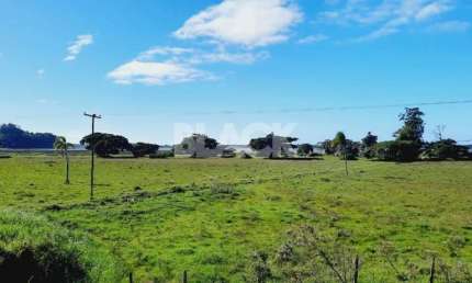 Área de frente para BR-101 à venda próximo a Torres RS