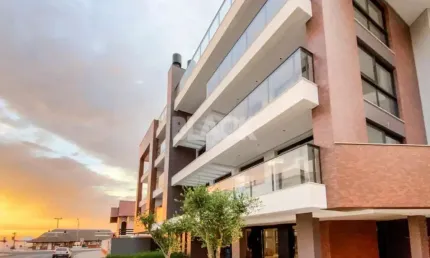 Apartamento frente Mar com 2 quartos a venda em Torres RS