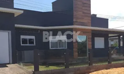 Casa com 3 quartos à venda na Rua Otávio Perraro, 881, Igra Sul, Torres