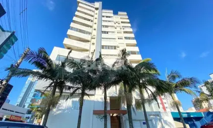 Apartamento com 2 dormitórios no centro de torres rs