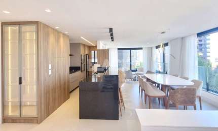 Apartamento 3 suítes mobiliado perto das Quatro Praças em Torres RS