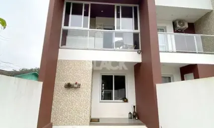 Casa com 2 quartos à venda na Rua Presidente João Goulart, 395, Centenário, Torres