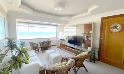 Apartamento 2 dormitórios com vista perene para o mar em Torres RS