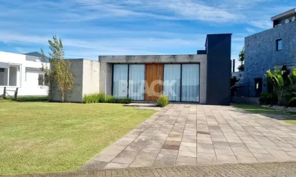 Casa em condomínio fechado com 3 quartos à venda na Rua Inácio Felisberto Magnus, 111, Reserva Das Águas, Torres