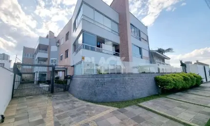Apartamento de 2 dormitórios na beira mar torres rs