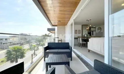 Apartamento 3 suítes e 3 vagas na praia da cal em torres rs